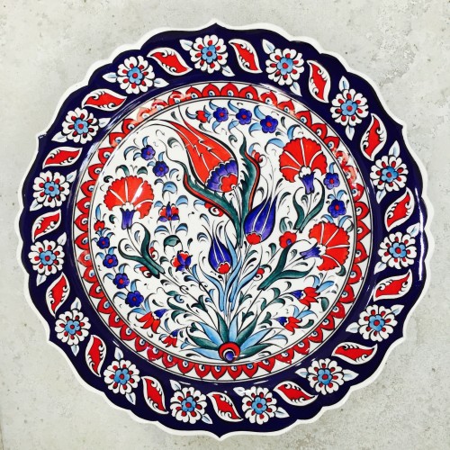 30 cm Plate Colorful Carnation and Tulip Pattern